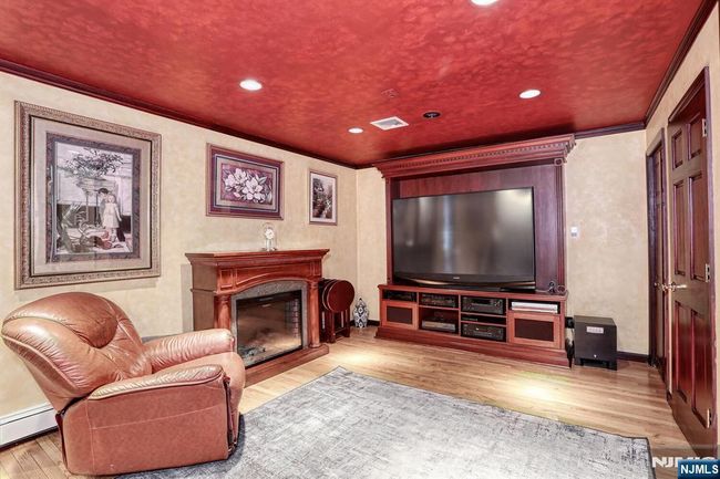 380 Hillside Ave, House other with 4 bedrooms, 4 bathrooms and null parking in Allendale NJ | Image 18
