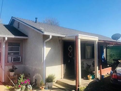 806 S Dawes Ave, Stockton, CA, 95215-6820 | Card Image