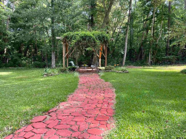 22233 County Road 223, House other with 4 bedrooms, 3 bathrooms and null parking in Arp TX | Image 11