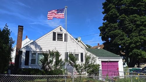 12 W Colony, Lynn, MA, 01902 | Card Image