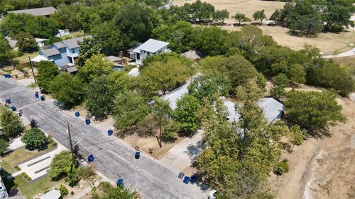 404 Swanee Drive, Austin, TX, 78752 | Card Image