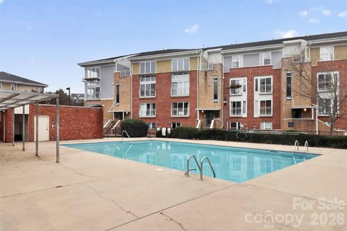 3909 Picasso Ct, Charlotte, NC, 28205-4564 | Card Image