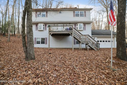 295 Middle Rd, Tannersville, PA, 18372-7780 | Card Image