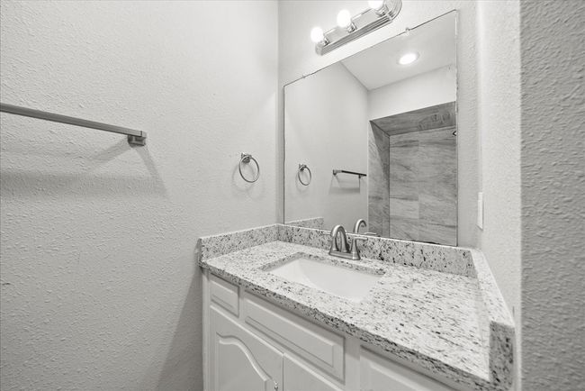 3649 Stables Ln, House other with 2 bedrooms, 2 bathrooms and null parking in Dallas TX | Image 16