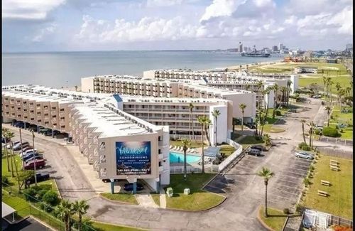 unit-2225-3938 Surfside Blvd, Corpus Christi, TX, 78402-1418 | Card Image