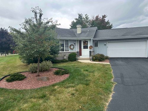 4003 Mackinac Dr, Janesville, WI, 53546-1446 | Card Image