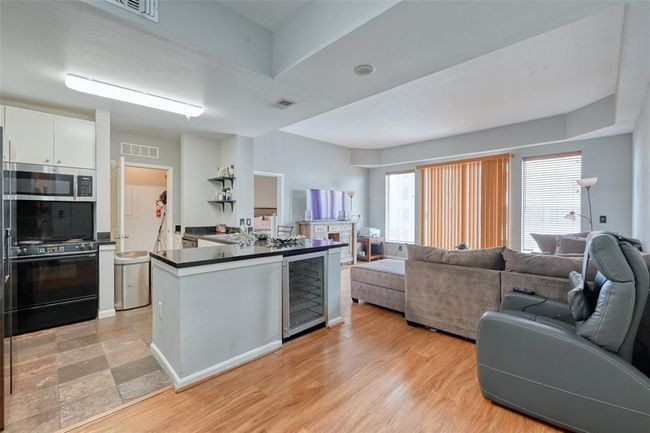 UNIT-1206 - 3505 Sage Rd, Condo with 2 bedrooms, 2 bathrooms and null parking in Houston TX | Image 27