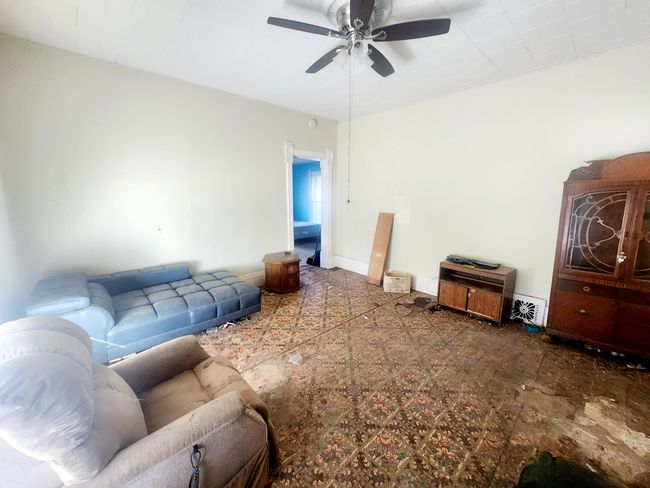 25 W South St, House other with 3 bedrooms, 2 bathrooms and null parking in Hartford MI | Image 7