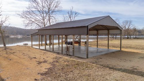 235 Hardin Bottom River Rd, Clifton, TN, 38425 | Card Image