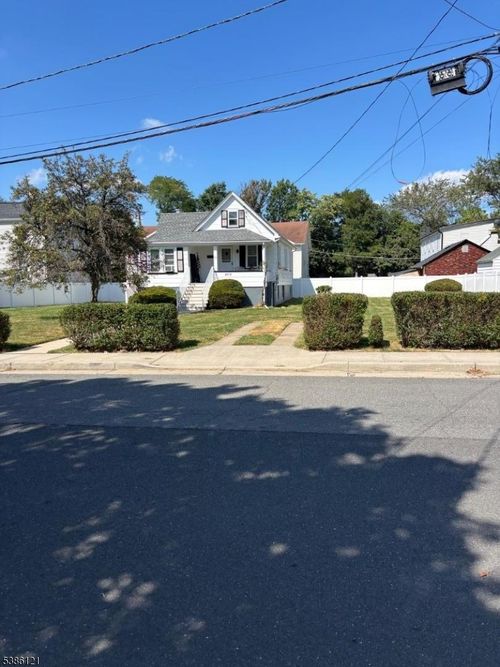 50 Dakota St, Manville, NJ, 08835-1837 | Card Image