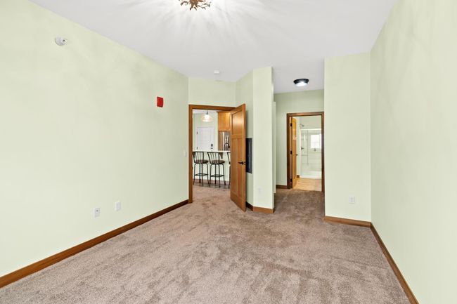 Main Bedroom | Image 11
