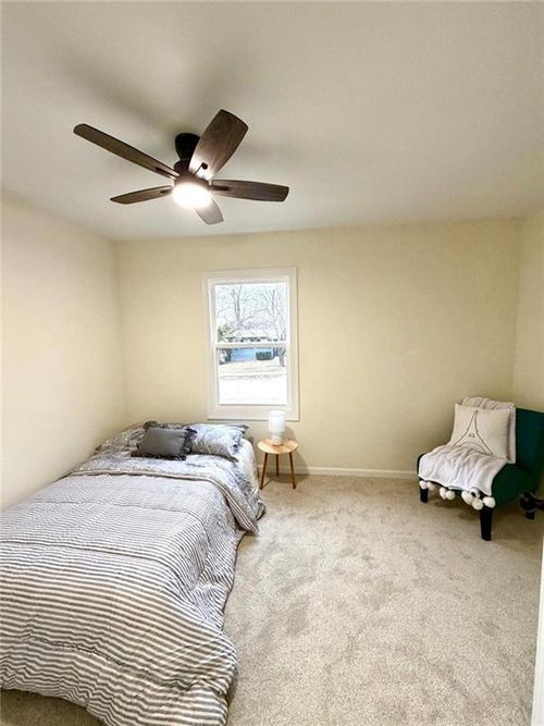 9409 Mckinley St, Kansas City, MO, 64138-4641 | Card Image