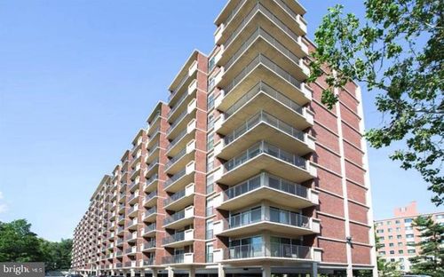 apt-803-1300 Army Navy Dr, ARLINGTON, VA, 22202-2052 | Card Image