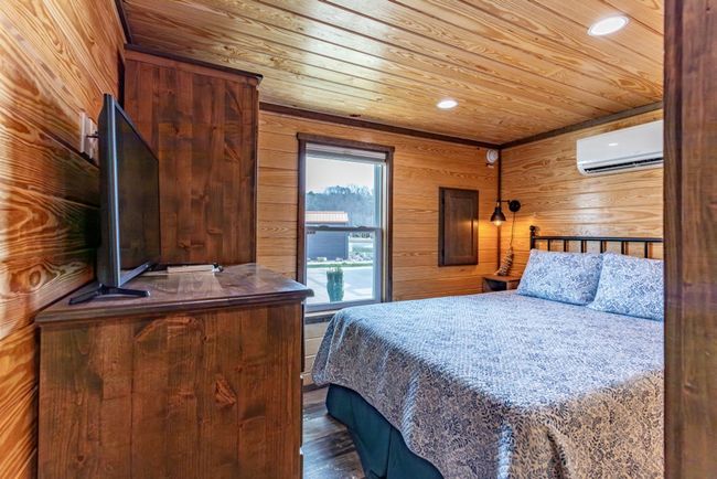 449 Mountain Creek Rd, Home with 2 bedrooms, 1 bathrooms and null parking in Blairsville GA | Image 8