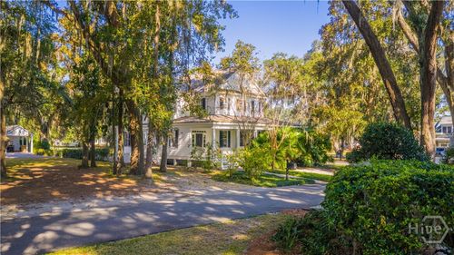 63 Magnolia Ln, Richmond Hill, GA, 31324-4368 | Card Image