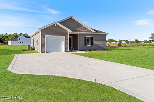 101 Rider Road, Pikeville, NC, 27863 | Card Image