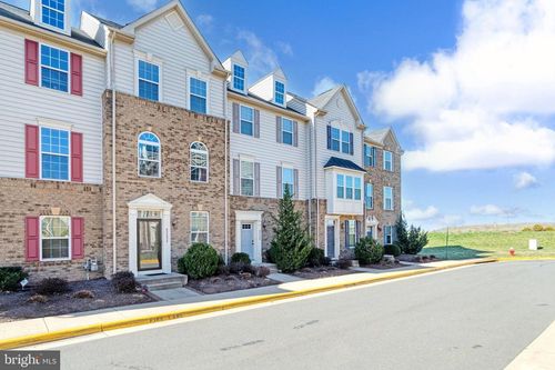 42628 Freistadt Sq, STERLING, VA, 20166-2610 | Card Image