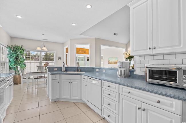 107 Fox Den Dr, House other with 4 bedrooms, 3 bathrooms and 4 parking in Murrells Inlet SC | Image 20