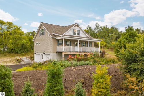 6460 E Duck Lake Rd, Lake Leelanau, MI, 49653-9493 | Card Image