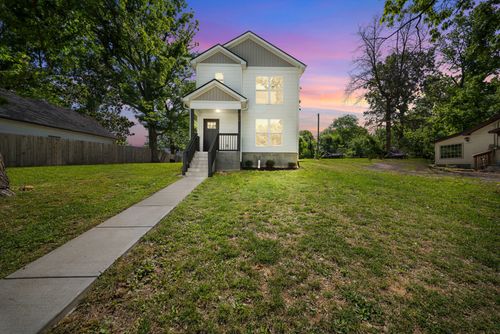 704 Perry Dr, Springfield, TN, 37172-3048 | Card Image