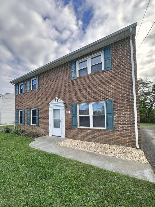 6916 Wood Haven Rd, Roanoke, VA, 24019-2011 | Card Image