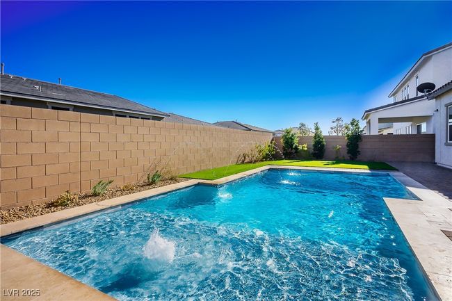 9008 Rolling Pietra St, House other with 5 bedrooms, 5 bathrooms and null parking in Las Vegas NV | Image 44