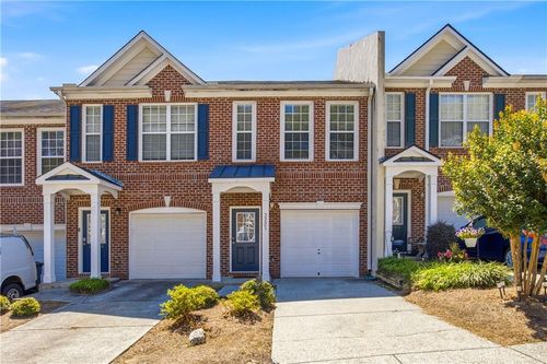3221 Mill Springs Cir, Buford, GA, 30519-7623 | Card Image