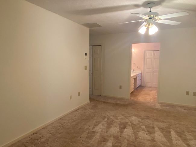 Owners BR also has extra closet | Image 16