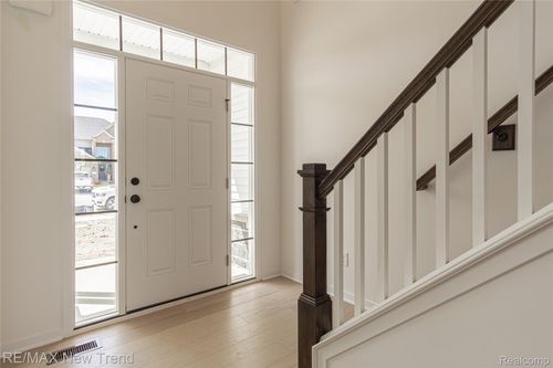 2001 Crested Butte Drive, White Lake Charter Township, MI, 48383 | Card Image