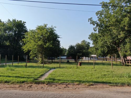 401 E Waco Ave, Cooper, TX, 75432-2617 | Card Image