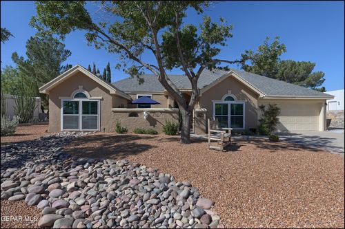 108 Morning Star Road, Santa Teresa, NM, 88008 | Card Image