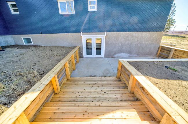 10 Sunset Cres, House other with 4 bedrooms, 3 bathrooms and 6 parking in Lethbridge County AB | Image 13