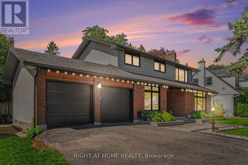 14 Trillium Ave, Nepean, ON, K2E5M9 | Card Image