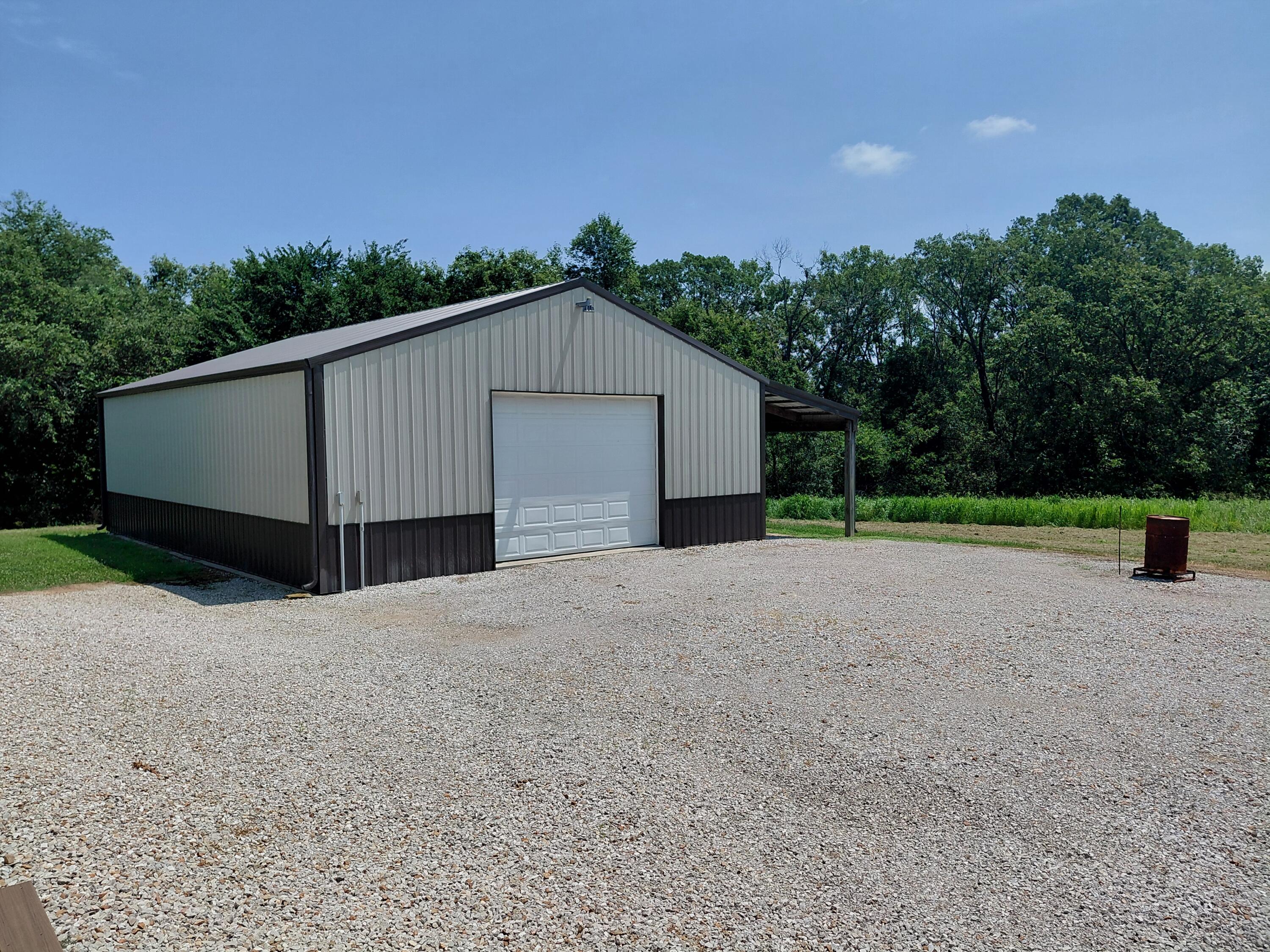 Residential in Appleton City 3