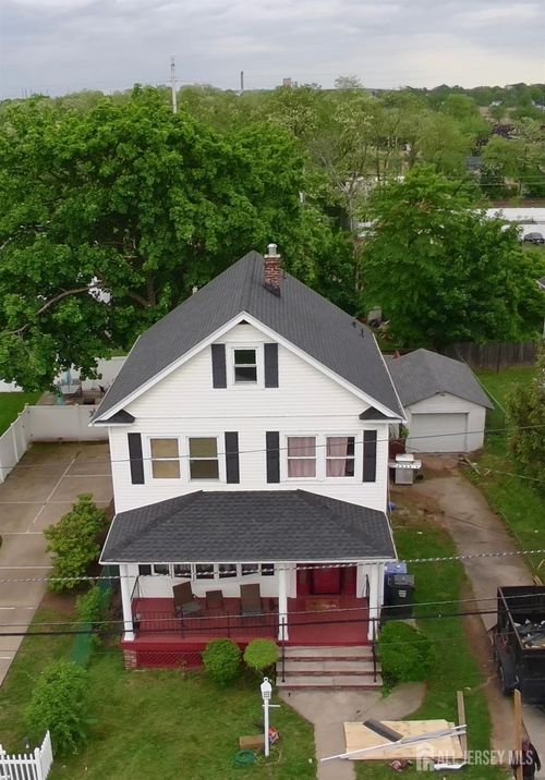 198 Strawberry Hill Ave, Woodbridge, NJ, 07095-2634 | Card Image