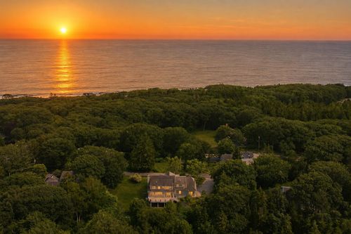 20 Beacon Ln, Cape Elizabeth, ME, 04107-9527 | Card Image