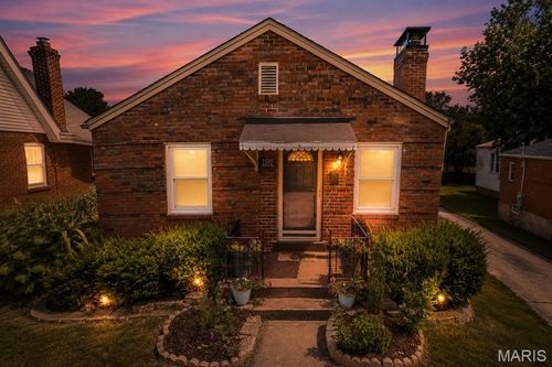 1510 Collins Ave, Saint Louis, MO, 63117-2115 | Card Image