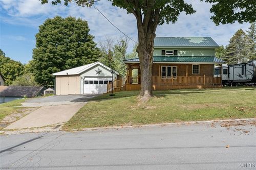 32 Vincent St, Carthage, NY, 13619-1332 | Card Image
