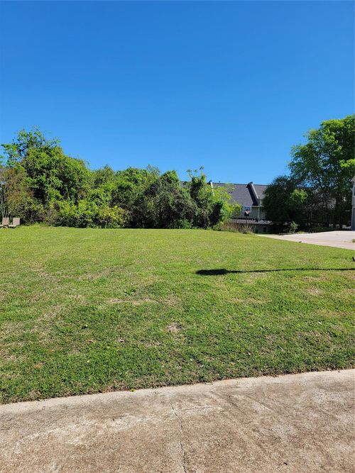 106 Capetown Way, Montgomery, TX, 77356 | Card Image