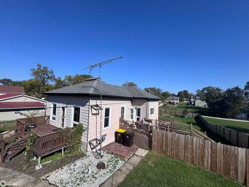 213 N Adams St, Osceola, IA, 50213-1222 | Card Image