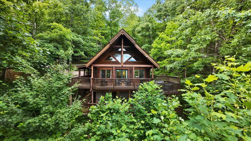 945 Scenic Trl, Gatlinburg, TN, 37738-6317 | Card Image