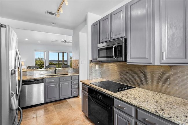 APT-201 - 4307 Eck Ln, Condo with 3 bedrooms, 2 bathrooms and 2 parking in Austin TX | Image 10