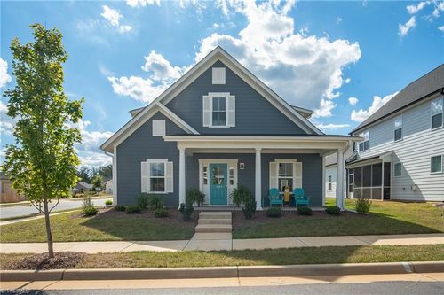 1807 Welden Village Ave, Kernersville, NC, 27284-4000 | Card Image