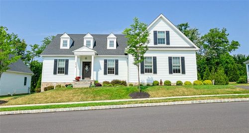 4518 Old Saucon Rd, Bethlehem, PA, 18015-8706 | Card Image