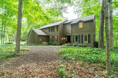 15520 Woodbrook Trl, Fort Wayne, IN, 46845-9744 | Card Image