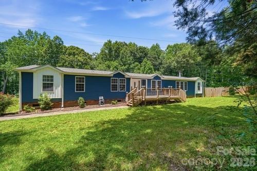 864 Stowe Ln, Gastonia, NC, 28056-9456 | Card Image