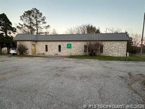 117 Rodgers Dr, Holdenville, OK, 74848-2877 | Card Image