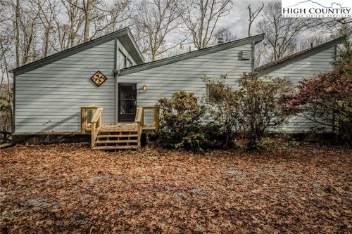 471 Lakeview, Newland, NC, 28657 | Card Image