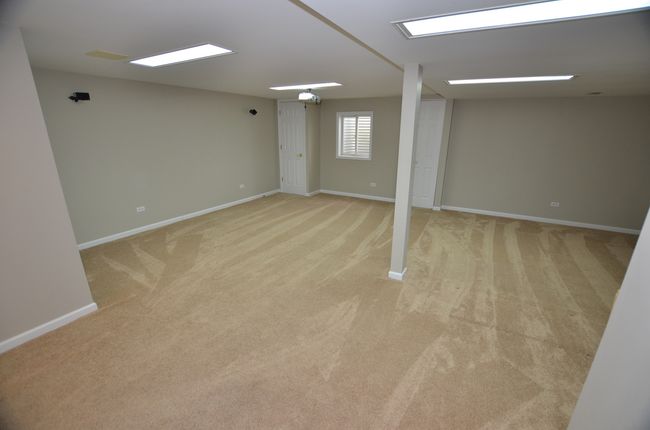 1211 Townes Cir, Townhouse with 3 bedrooms, 4 bathrooms and 2 parking in Aurora IL | Image 41