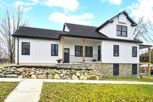 702 College Ave, Culver, IN, 46511-1112 | Card Image